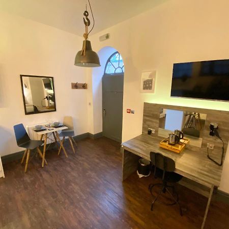 Studio At The Coach House Apartments Leeds  Esterno foto